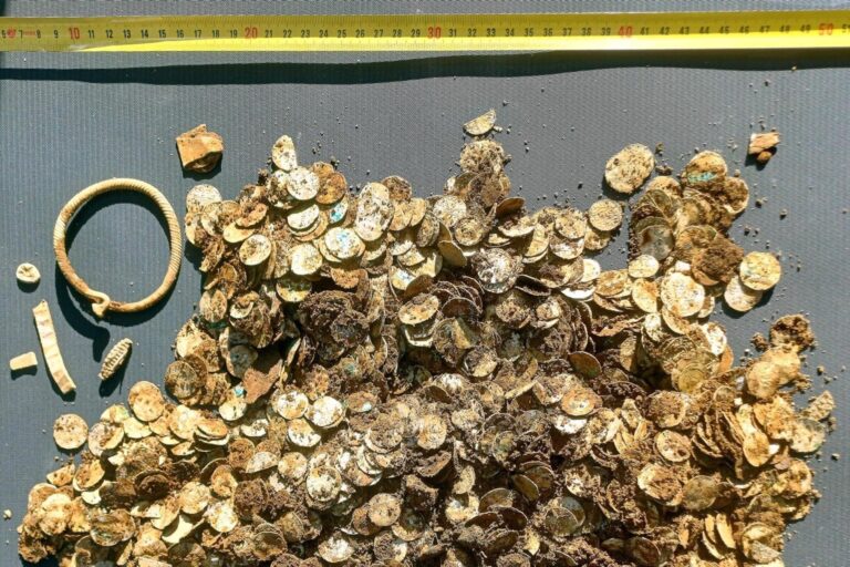 Local archaeologist Esko Tikkala of Finland’s Lahti Historical Museum near Sysmä conducted a full excavation of the buried treasure on September 4, 2026.