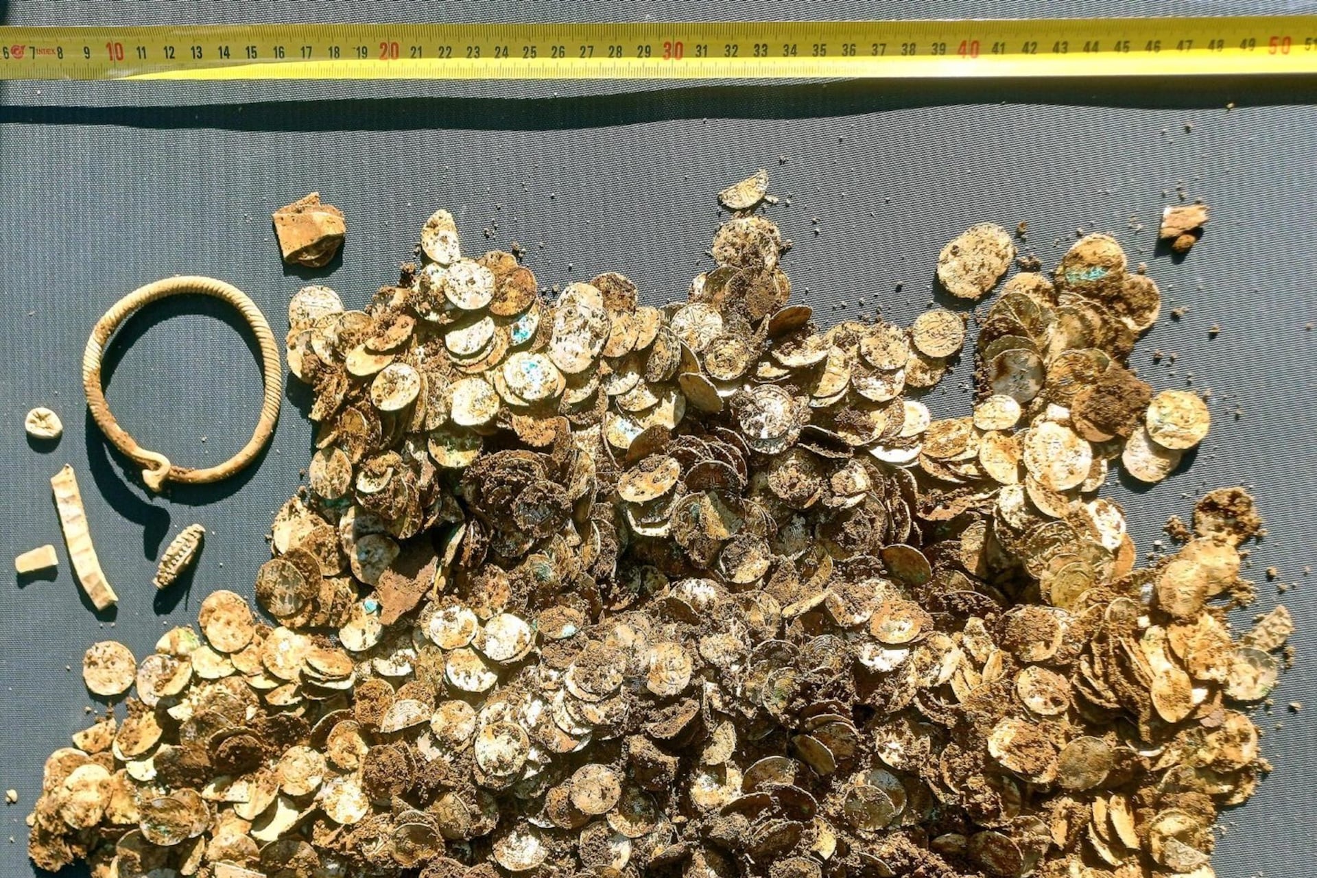 Local archaeologist Esko Tikkala of Finland’s Lahti Historical Museum near Sysmä conducted a full excavation of the buried treasure on September 4, 2026.