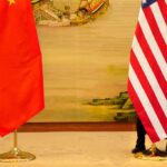flags of China and US