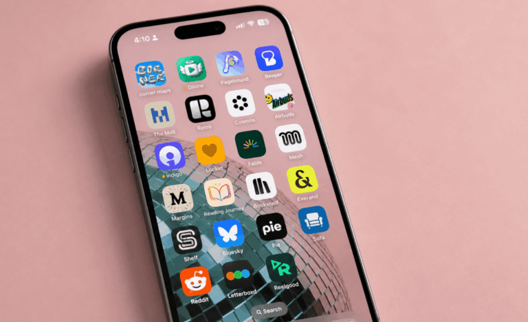 smartphone displaying app icons