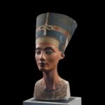 Queen Nefertiti, King Tutankhamuns mother