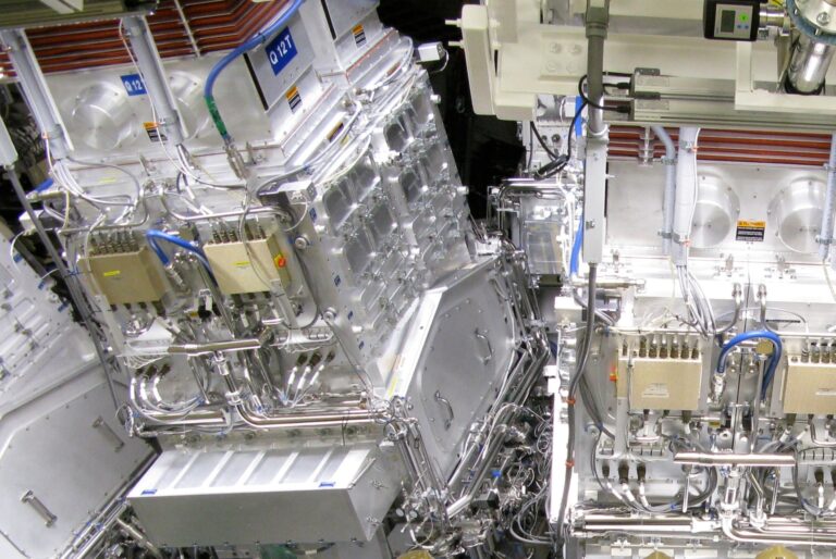 A close-up of the National Ignition Facility at Lawrence Livermore National Labs, a fusion system similar to the DT type modeled for the new study.
