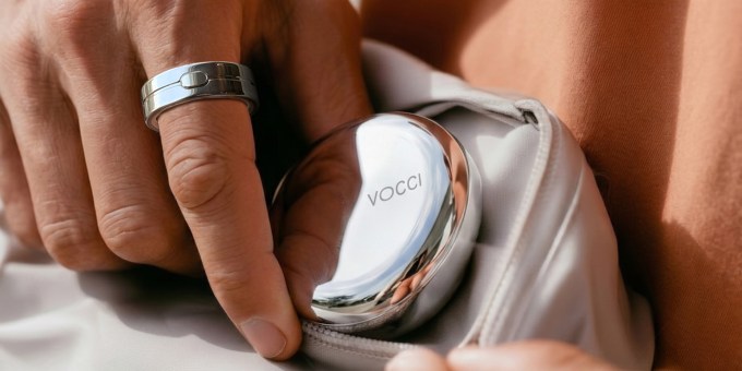 ring-charging-case