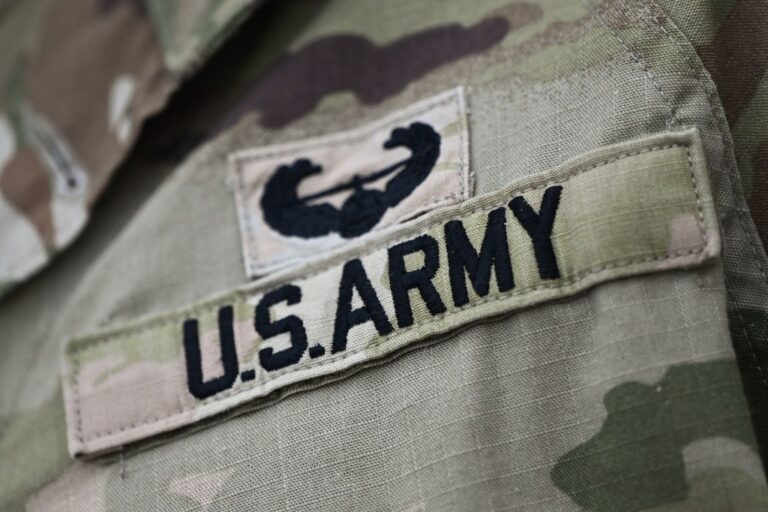 A U.S. Army patch on the sleeve of an American soldier.